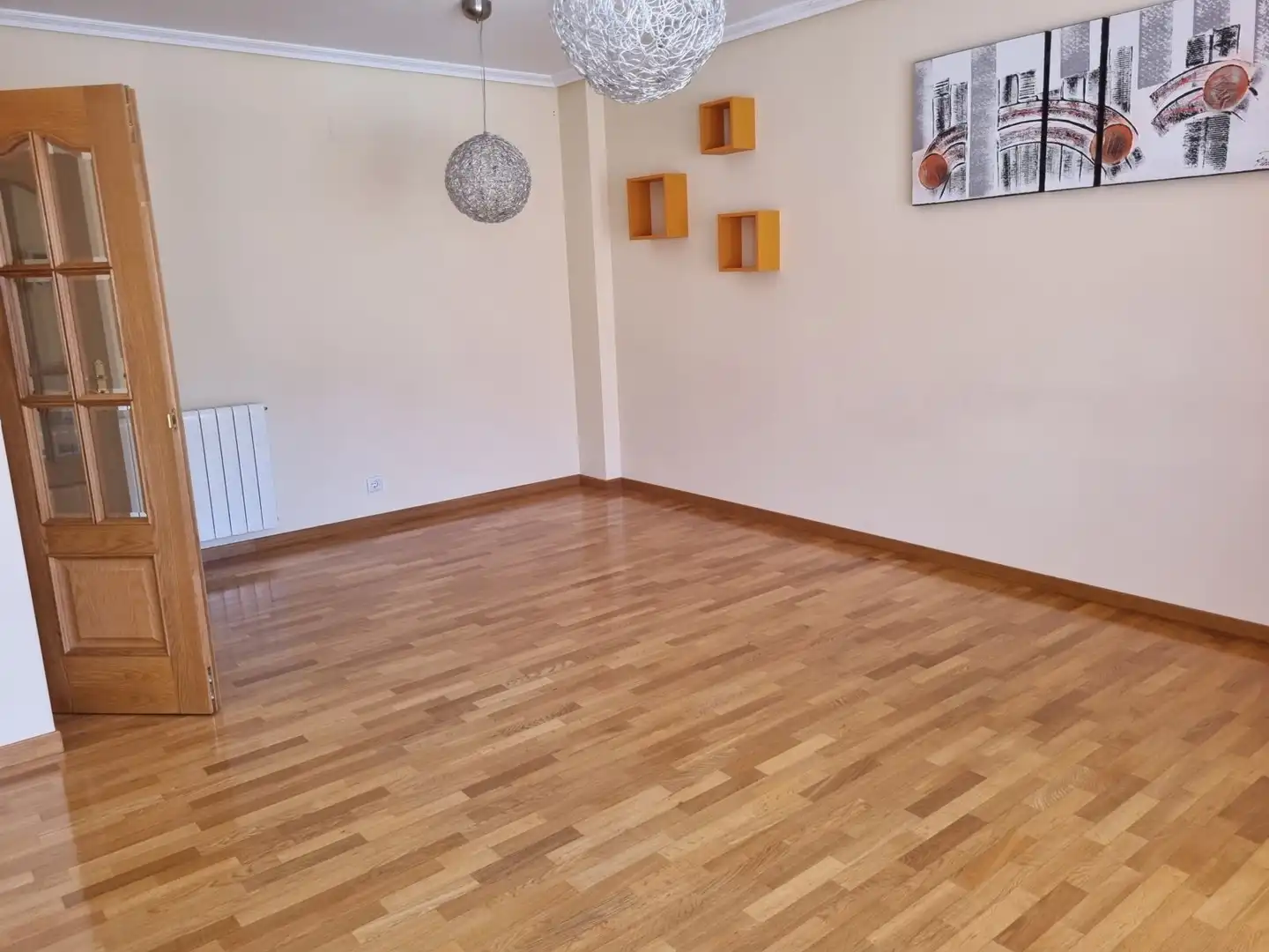 Sala de estar de Casa adosada en venta en Uruñuela con Calefacción, Jardín privado y Parquet