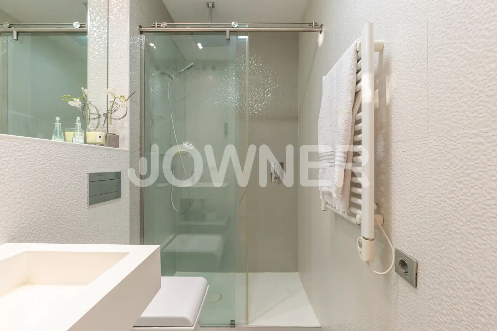 Bathroom of Attic for rent in Madrid  with Air Conditioner, Heating and Terrace