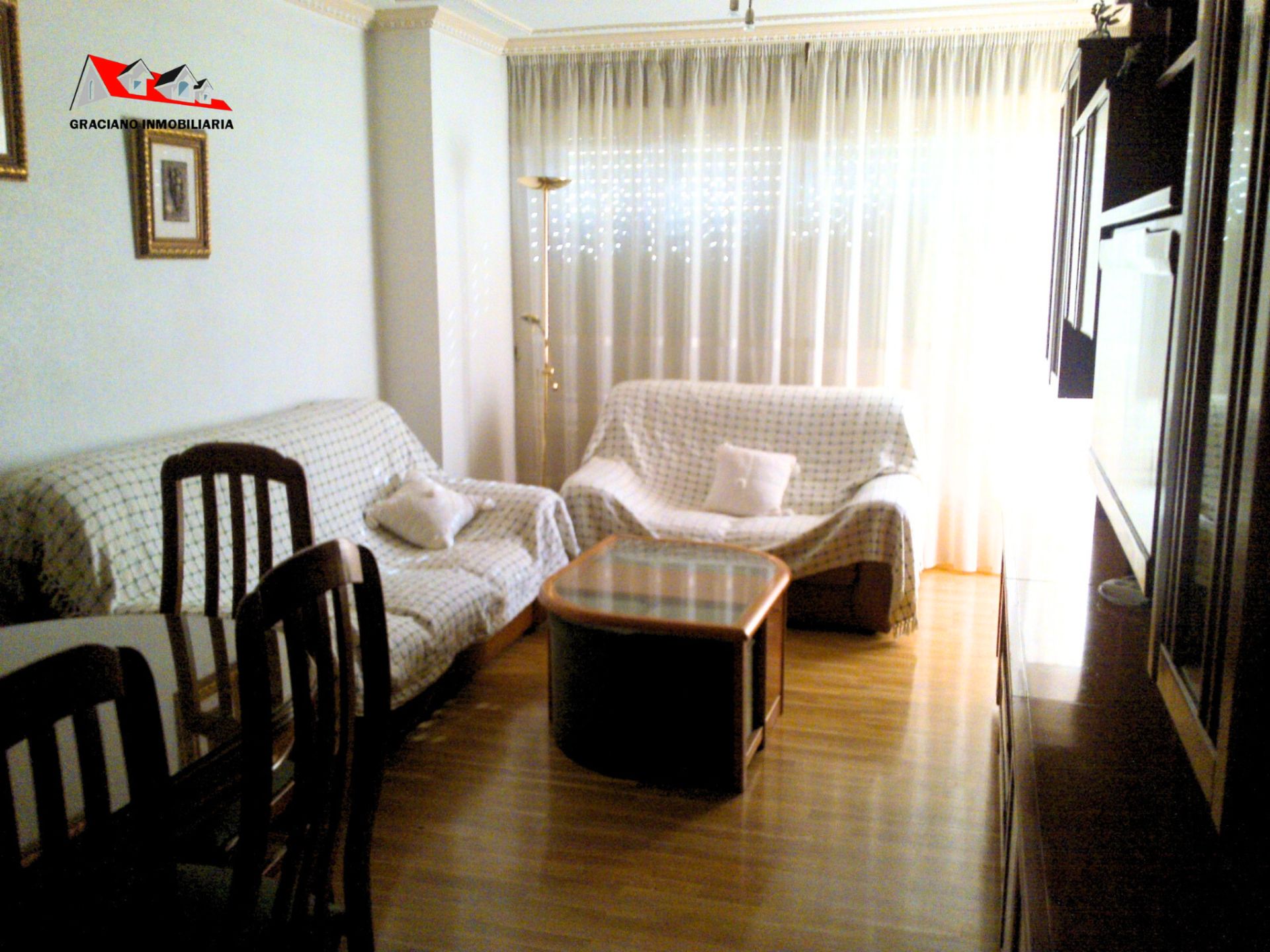 Living room of Flat for rent in  Albacete Capital  with Heating, Parquet flooring and Furnished