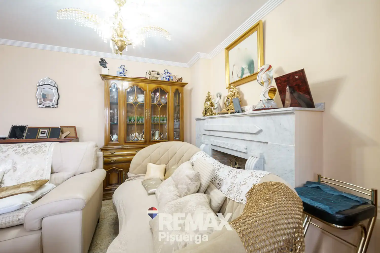 Habitación de Casa o chalet en venta en Laguna de Duero con Aire acondicionado, Calefacción y Jardín privado