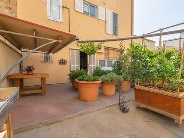 Casa con balcón en venta en Llevant