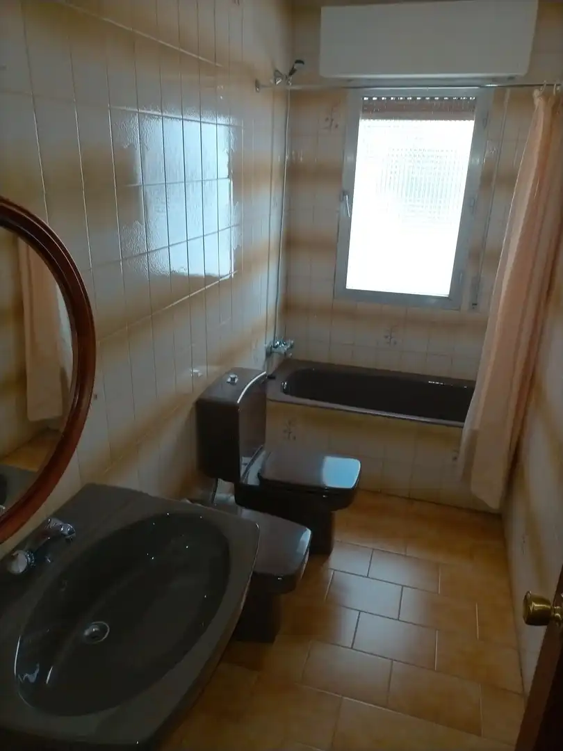Baño de Piso en venta en Arévalo con Terraza
