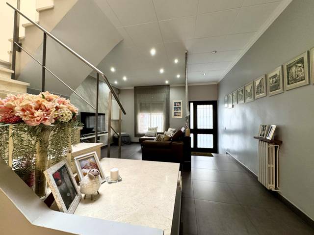 Casa-chalet en Venta en Creu Alta