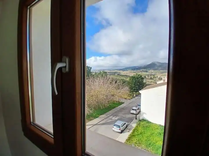 Vista exterior de Casa o chalet de alquiler en Casabermeja con Aire acondicionado, Jardín privado y Piscina