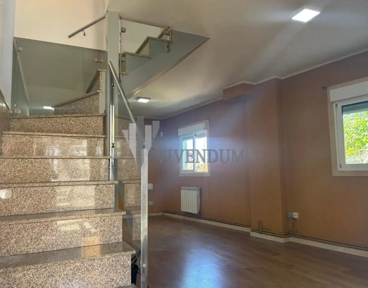 Casa o chalet en venta en Vigo  con Calefacción, Jardín privado y Terraza