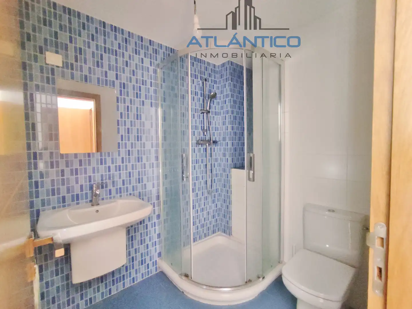 Baño de Piso en venta en A Coruña Capital  con Calefacción, Trastero y Horno