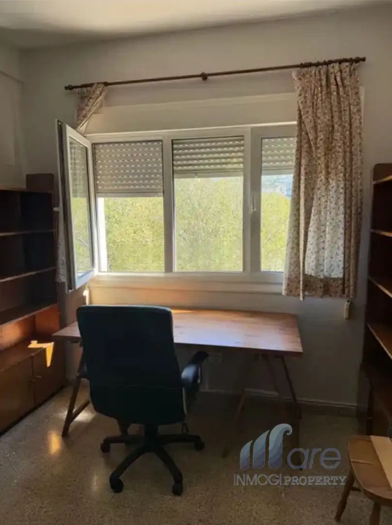 Piso en venta en Granada con Calefacción, Terraza y Amueblado