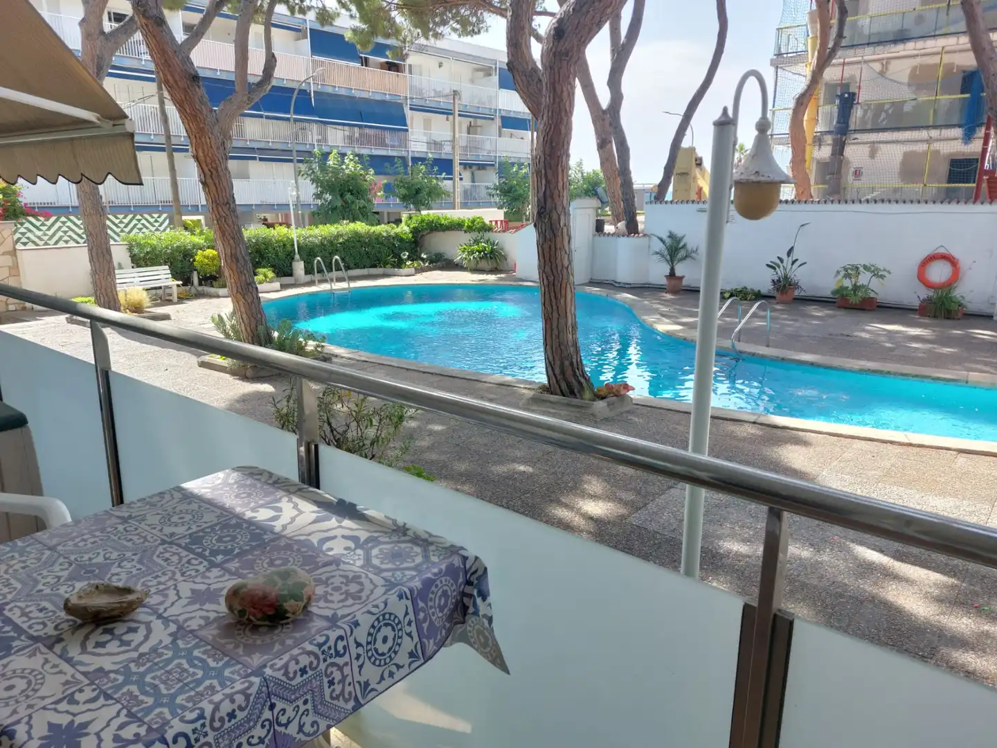 Piscina de Apartament en venda en Castelldefels amb Terrassa i Piscina comunitària
