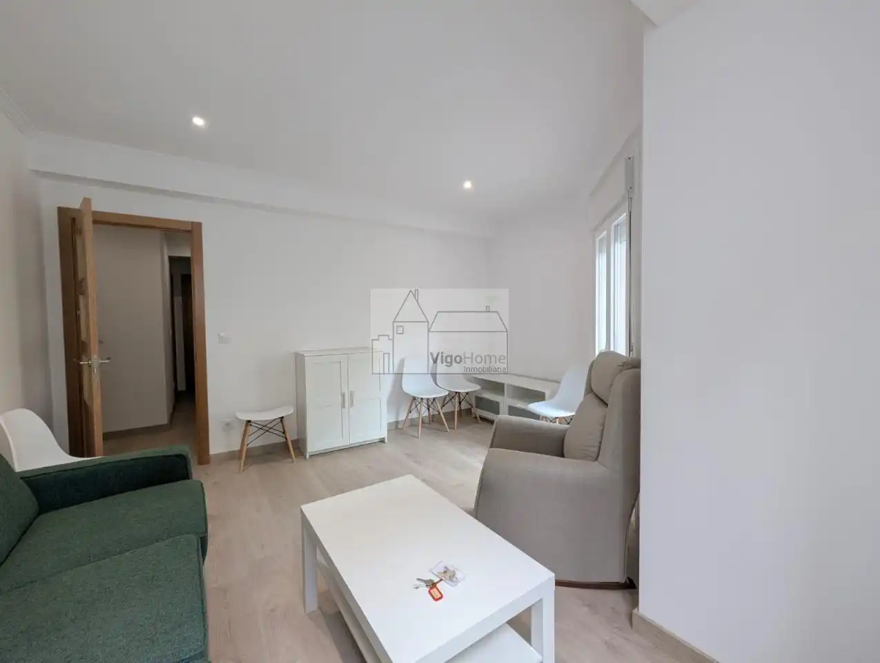 Sala de estar de Piso de alquiler en Vigo  con Calefacción, Terraza y Amueblado