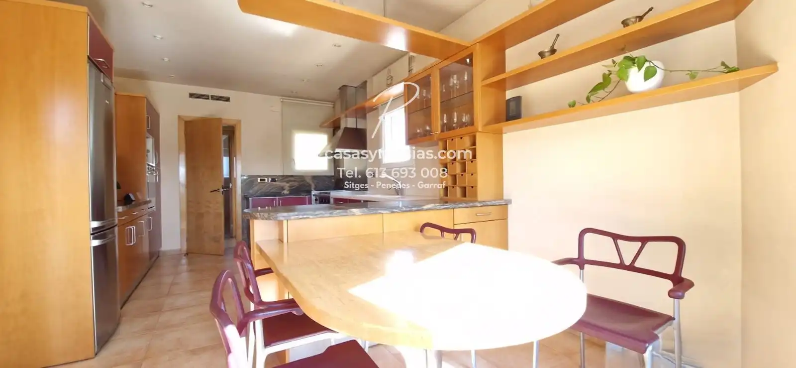 Cocina de Casa o chalet en venta en Pacs del Penedès con Aire acondicionado, Calefacción y Jardín privado