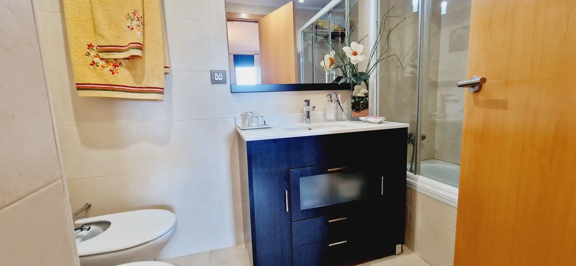 Bathroom of Flat for sale in Cunit  with Air Conditioner, Heating and Terrace
