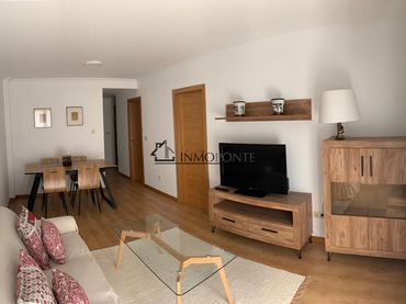 Piso con ascensor en venta en VALIÑA