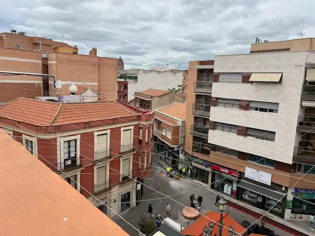 Vista exterior de Piso de alquiler en Puertollano con Aire acondicionado, Calefacción y Terraza