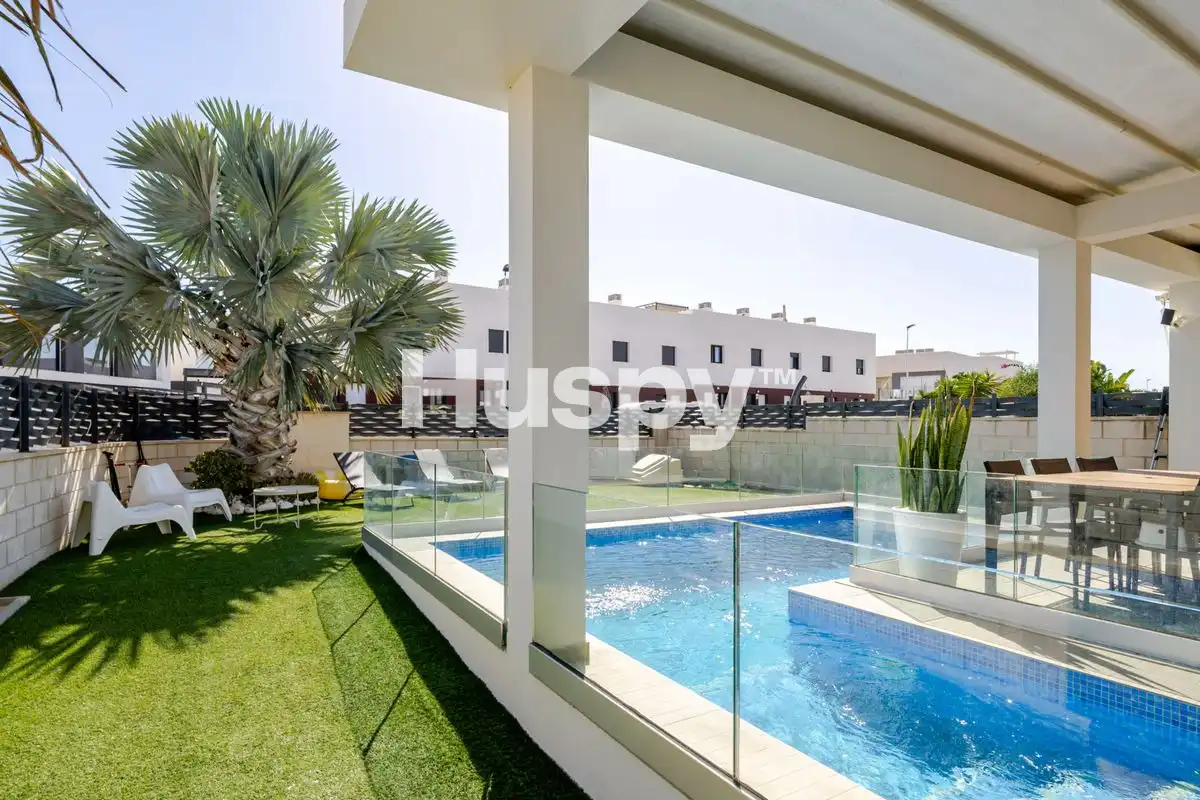 Doppelhaushälfte mit Terrasse zum Verkauf in Calle Malta, imagen 6