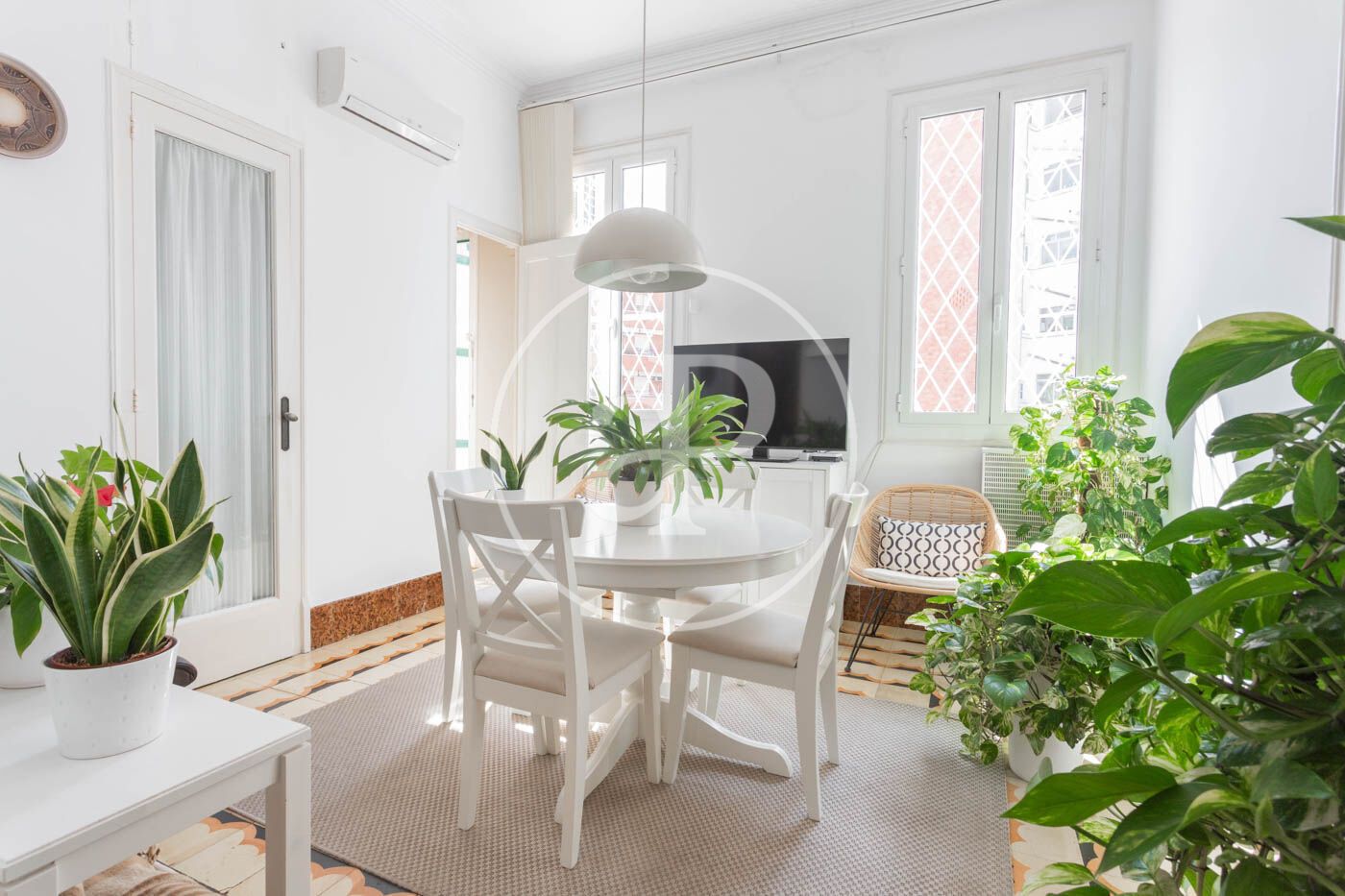 Dining room of Flat for sale in L'Hospitalet de Llobregat  with Air Conditioner, Heating and Terrace