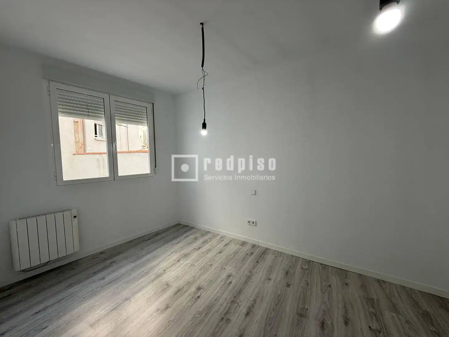 Habitación de Piso en venta en Madrid con Calefacción y Trastero