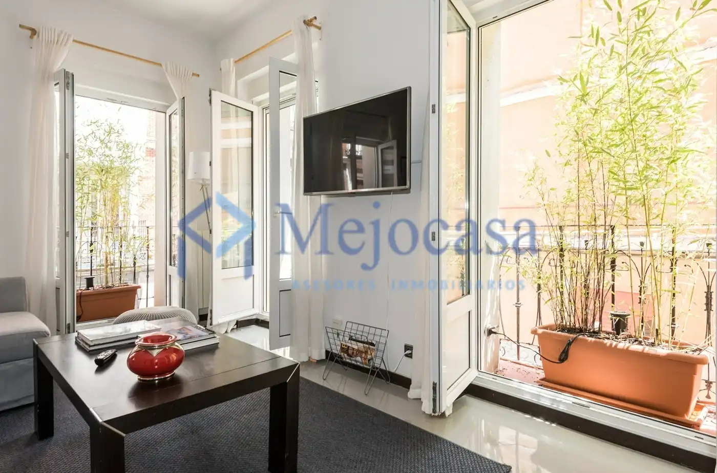 Flat with terrace for sale in Calle de la Esperanza, imagen 14