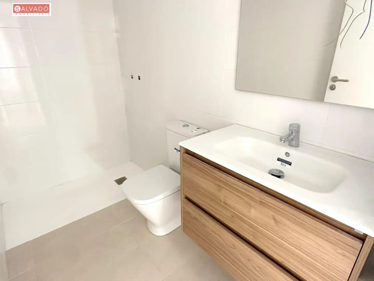 Baño de Ático en venta en Sant Jaume dels Domenys con Aire acondicionado, Calefacción y Terraza