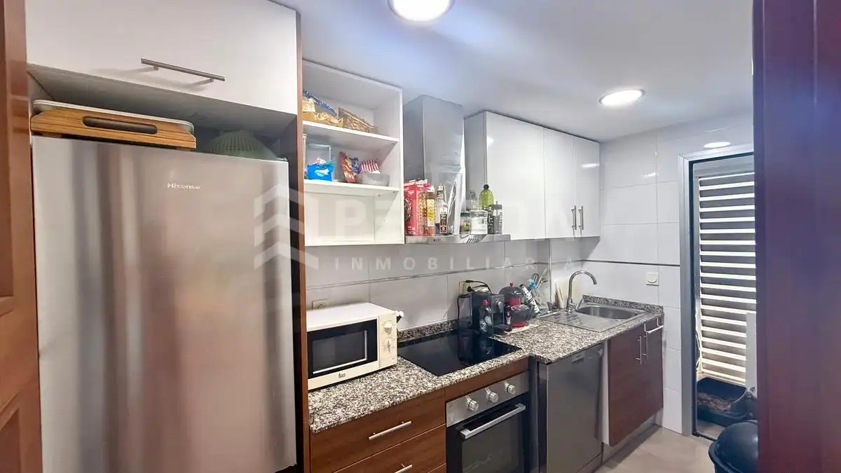 Kitchen of Flat for sale in Roquetas de Mar  with Private garden, Terrace and Community pool
