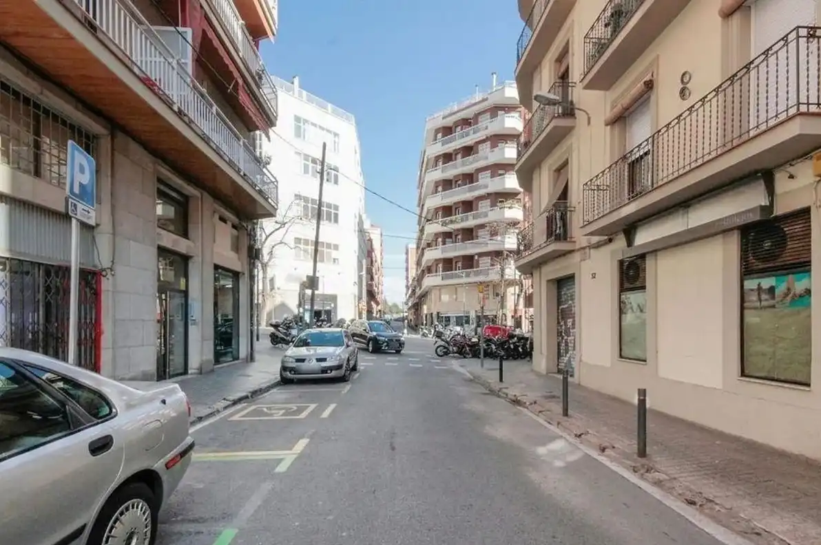 Exterior view of Commercial properties for sale in Barcelona