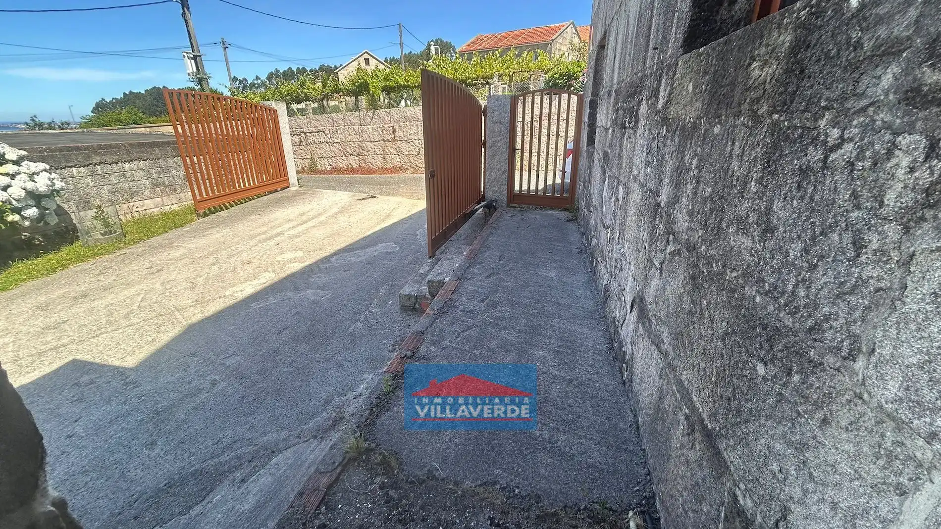 Vista exterior de Casa o chalet en venta en Marín con Trastero y Amueblado