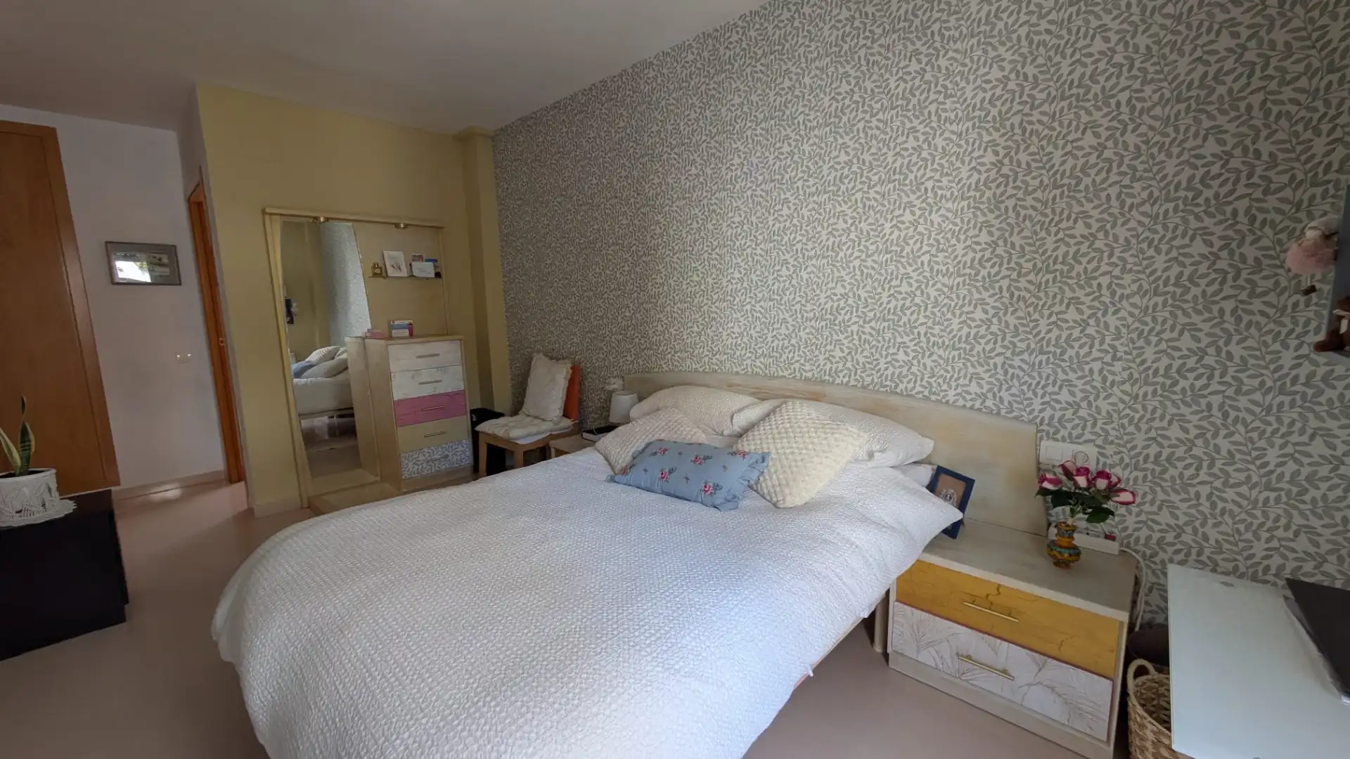 Habitación de Piso en venta en Torredembarra con Aire acondicionado, Calefacción y Balcón