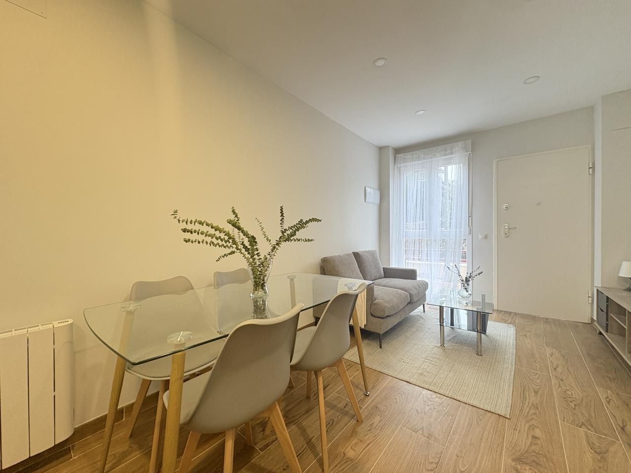 Planta baja de alquiler en De Chile, Valleaguado - La Cañada