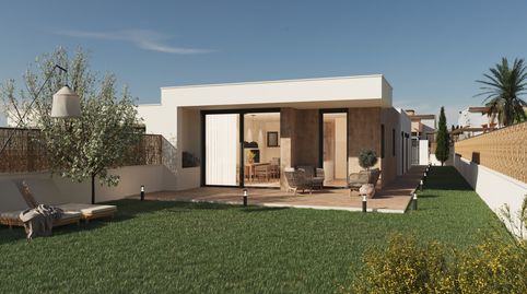 Foto 4 de Casa adosada en venta en Carrer Montserrat Roig, Roda de Berà, Tarragona