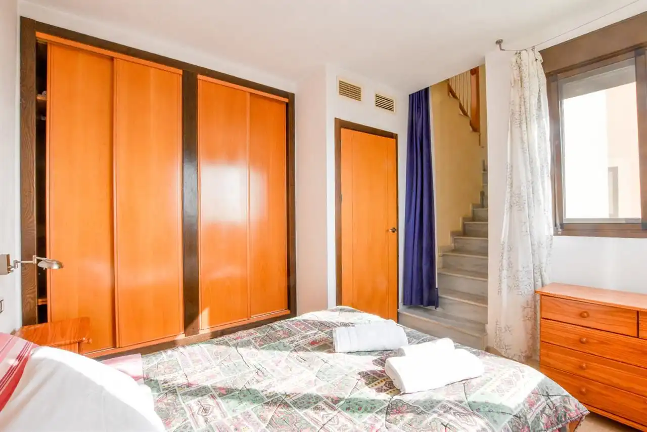 Habitación de Ático en venta en Águilas con Amueblado