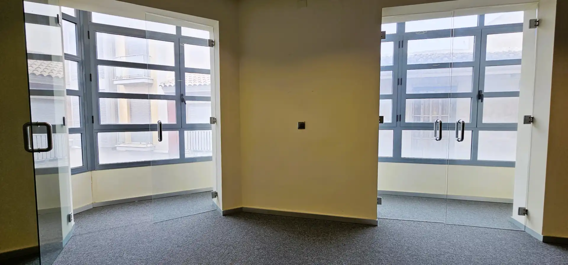 Inmuebles singulares con ascensor en venta en Avenida Santa Eulalia 64, imagen 21