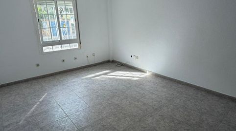 Foto 4 de Piso de alquiler en Calle Virgen de las Angustias, 53, Loeches, Madrid