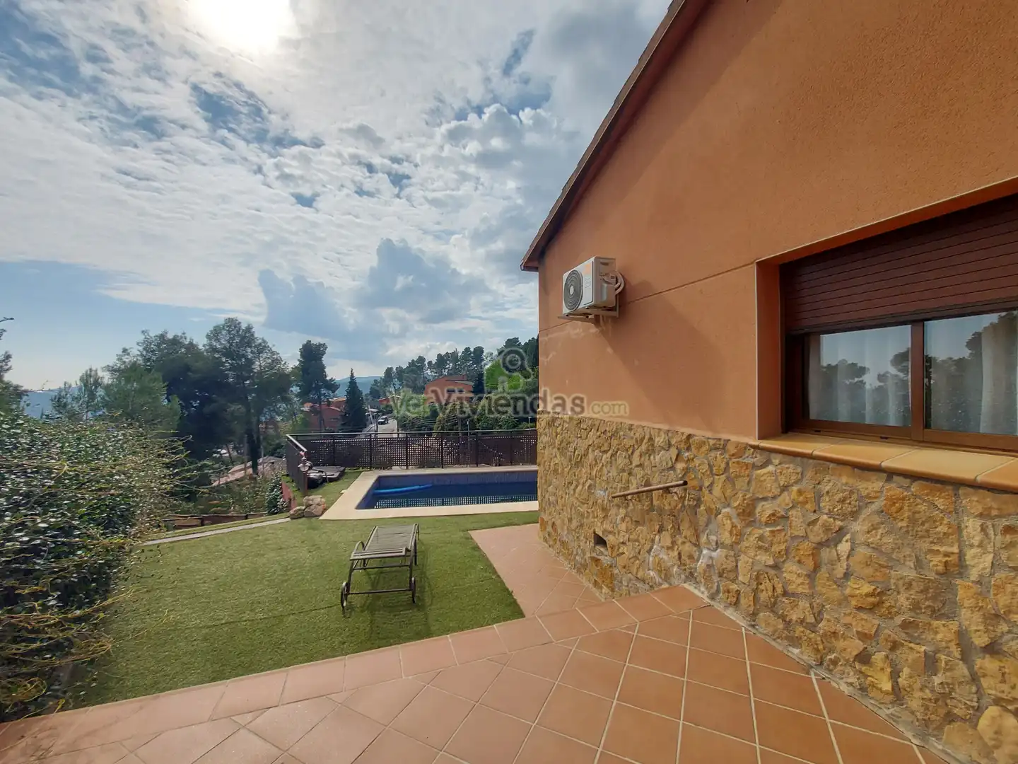 Jardí de Casa o xalet en venda en Corbera de Llobregat amb Aire condicionat, Calefacció i Jardí privat