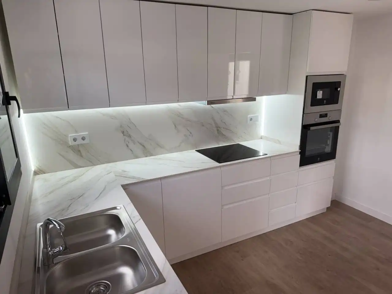 Cocina de Casa o chalet en venta en Calafell con Aire acondicionado, Calefacción y Jardín privado