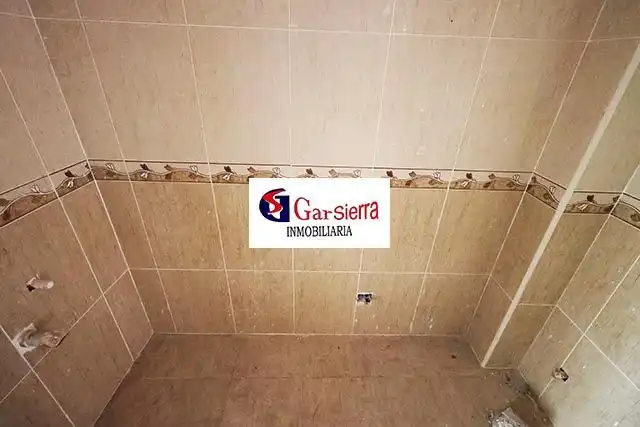 Bany de Pis en venda en Villamantilla amb Calefacció