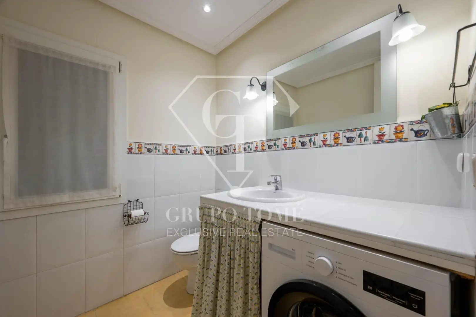 Baño de Piso en venta en Donostia - San Sebastián  con Calefacción, Amueblado y Balcón
