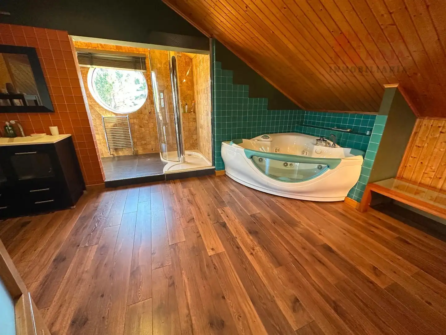 Bathroom of Houses for sale in Cangas   with Air Conditioner, Heating and Terrace