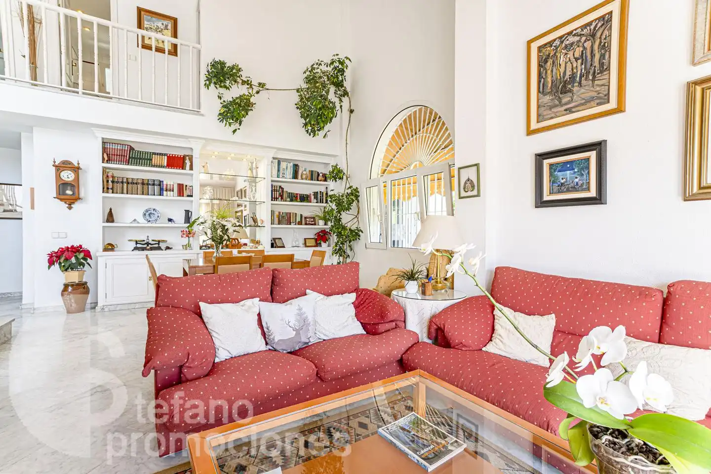 Living room of Detached homes for sale in Málaga  with Air Conditioner, Private garden and Terrace