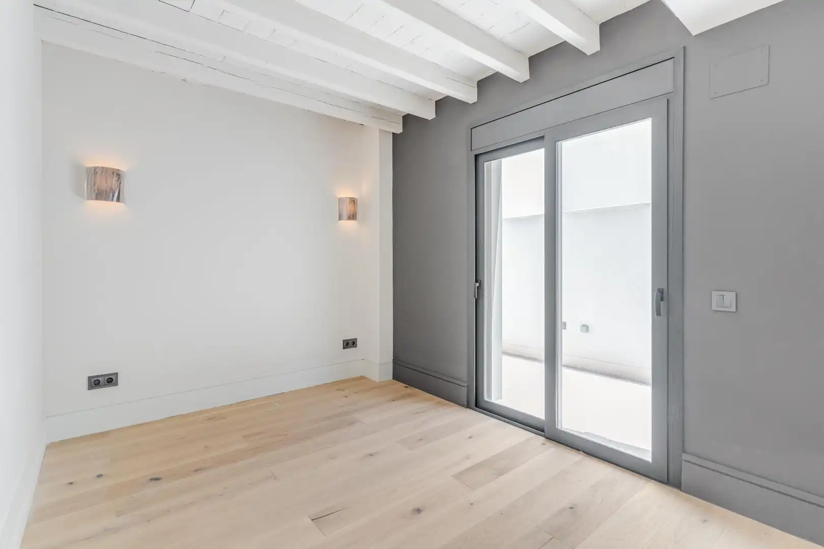 Bedroom of Flat for sale in Barcelona  with Air Conditioner, Heating and Parquet flooring