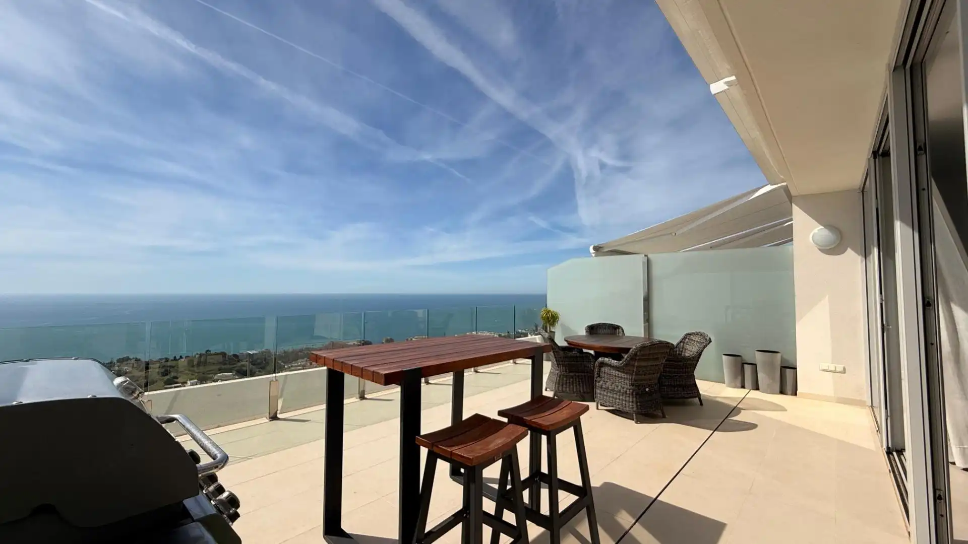 Terrasse von Dachboden zum Verkauf in Benalmádena mit Klimaanlage, Terrasse und Abstellraum