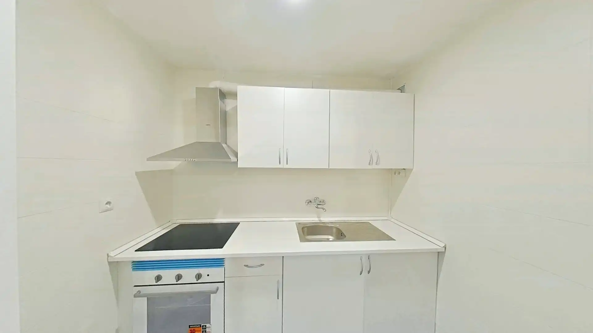 Flat for rent in Llefià