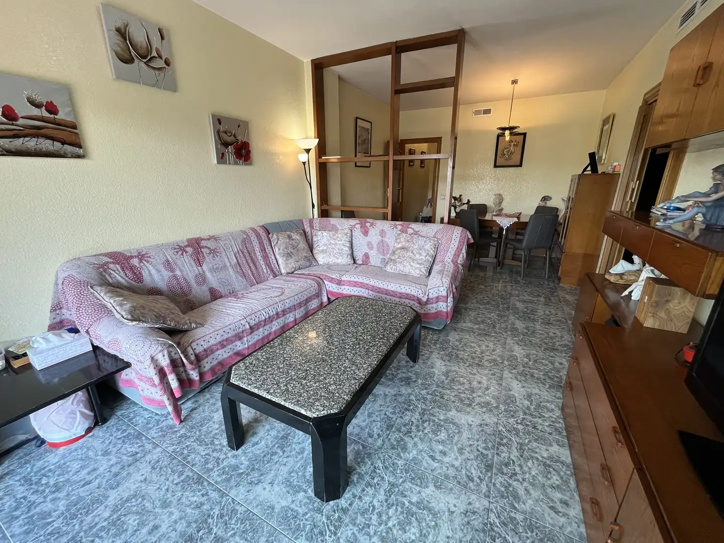 Living room of Flat for sale in Cornellà de Llobregat  with Heating and Swimming Pool