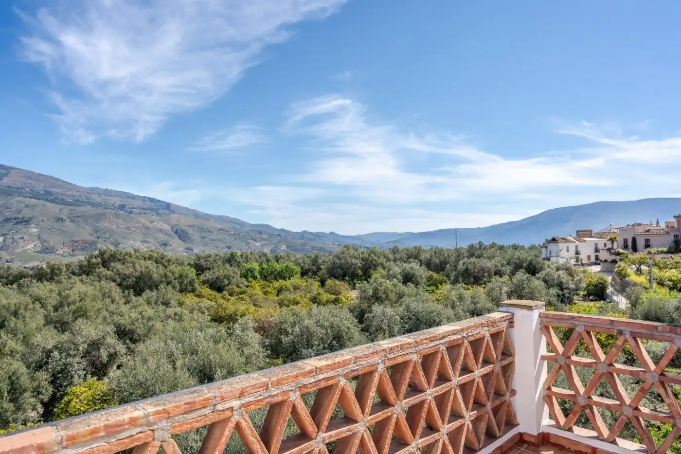 Terrassa de Casa o xalet en venda en El Pinar amb Aire condicionat, Jardí privat i Terrassa