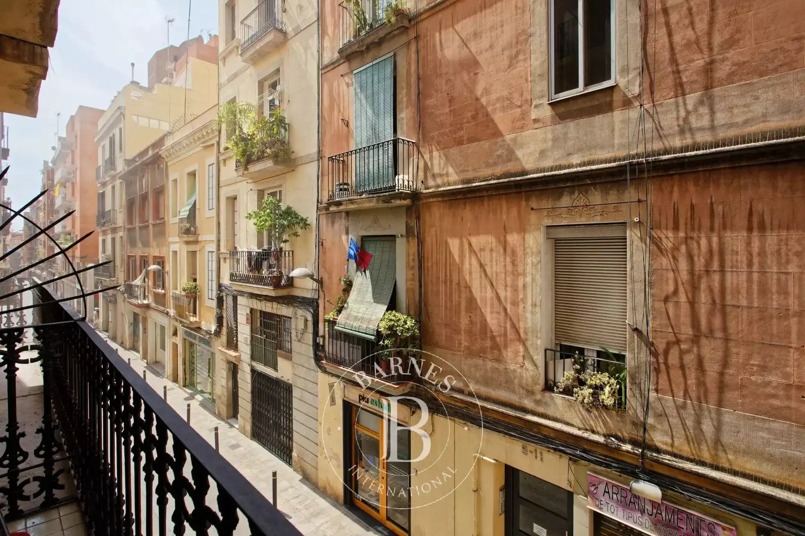 Terrasse von Wohnung zum Verkauf in Barcelona mit Klimaanlage