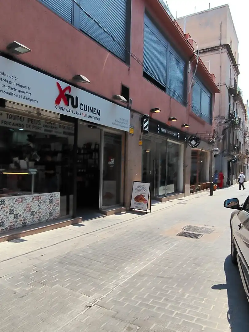 Commercial properties for rent in Badalona