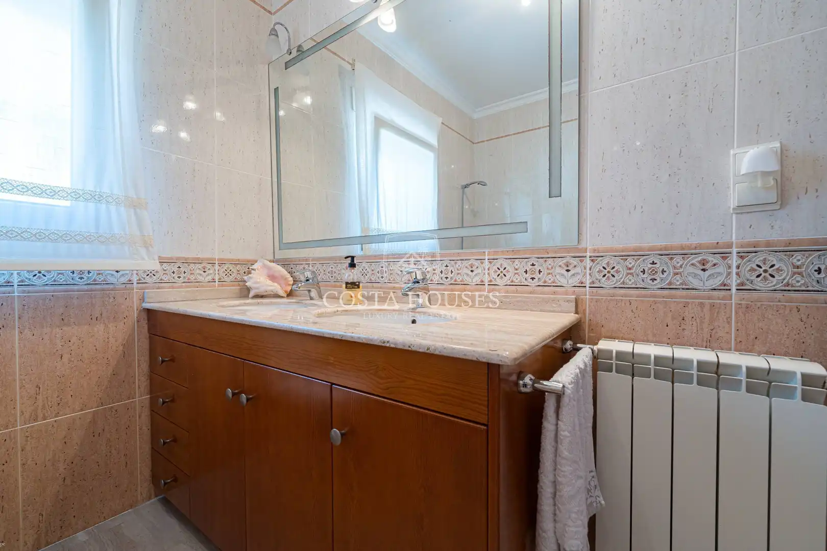 Bathroom of Houses for sale in Beniarbeig  with Air Conditioner, Heating and Private garden