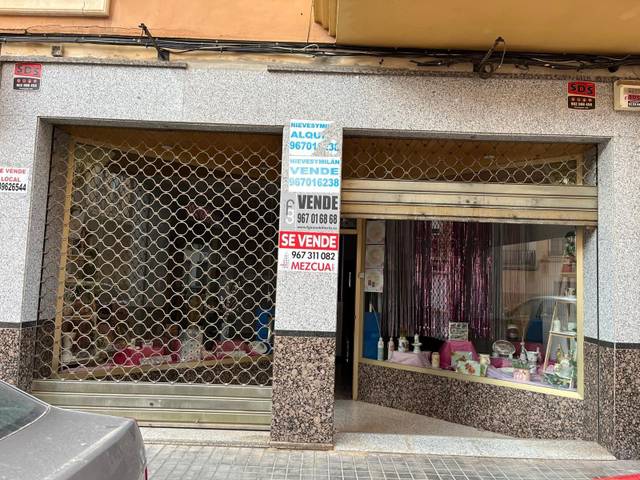 Local comercial en Venta en Calle Calle del Caudete, 1, 1 en Almansa