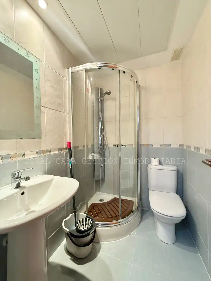 Badezimmer von Wohnungen zur Miete in Almenara mit Klimaanlage, Heizung und Terrasse
