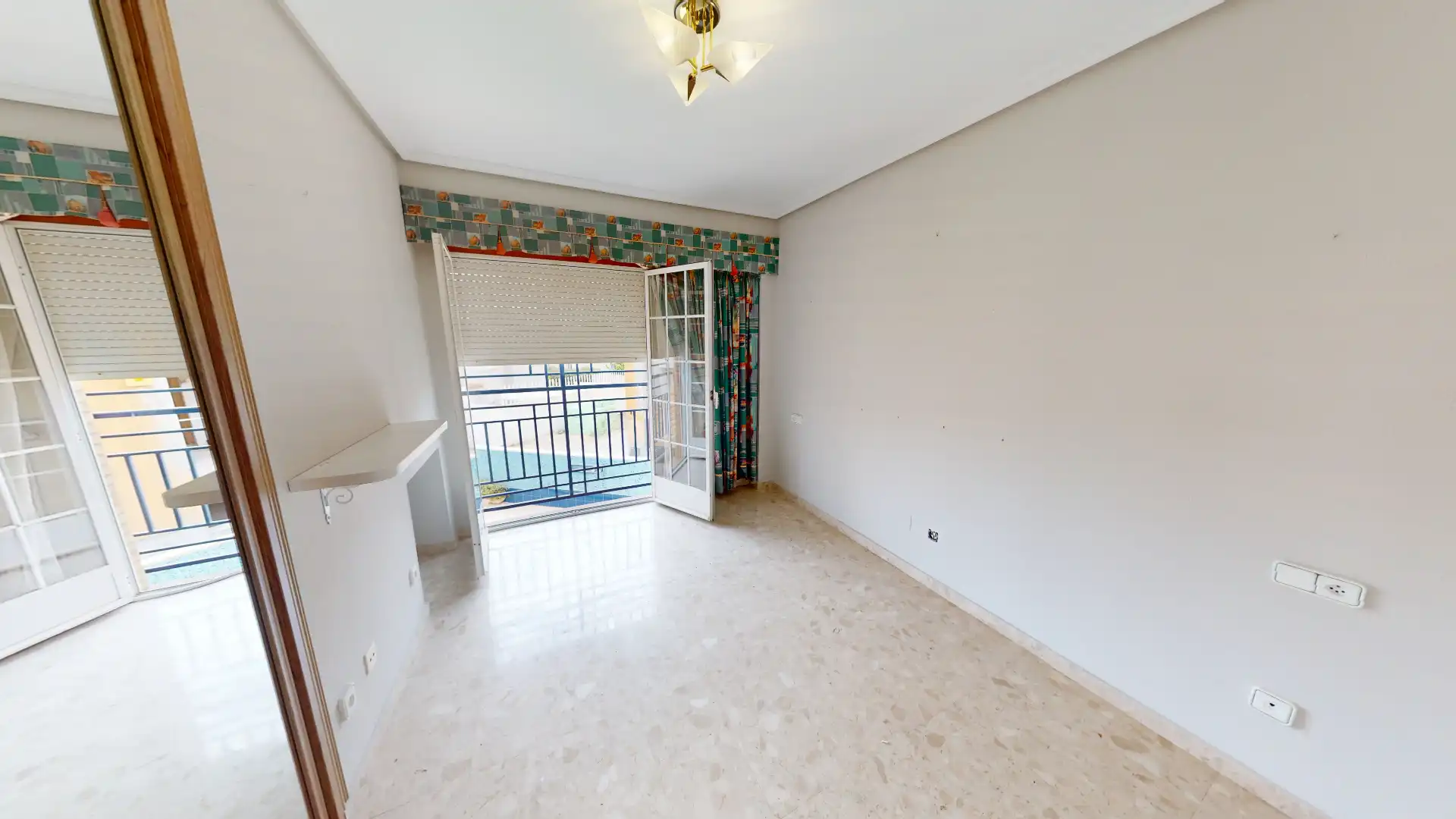 Schlafzimmer von Haus oder Chalet zum Verkauf in Mutxamel mit Klimaanlage, Privatgarten und Terrasse