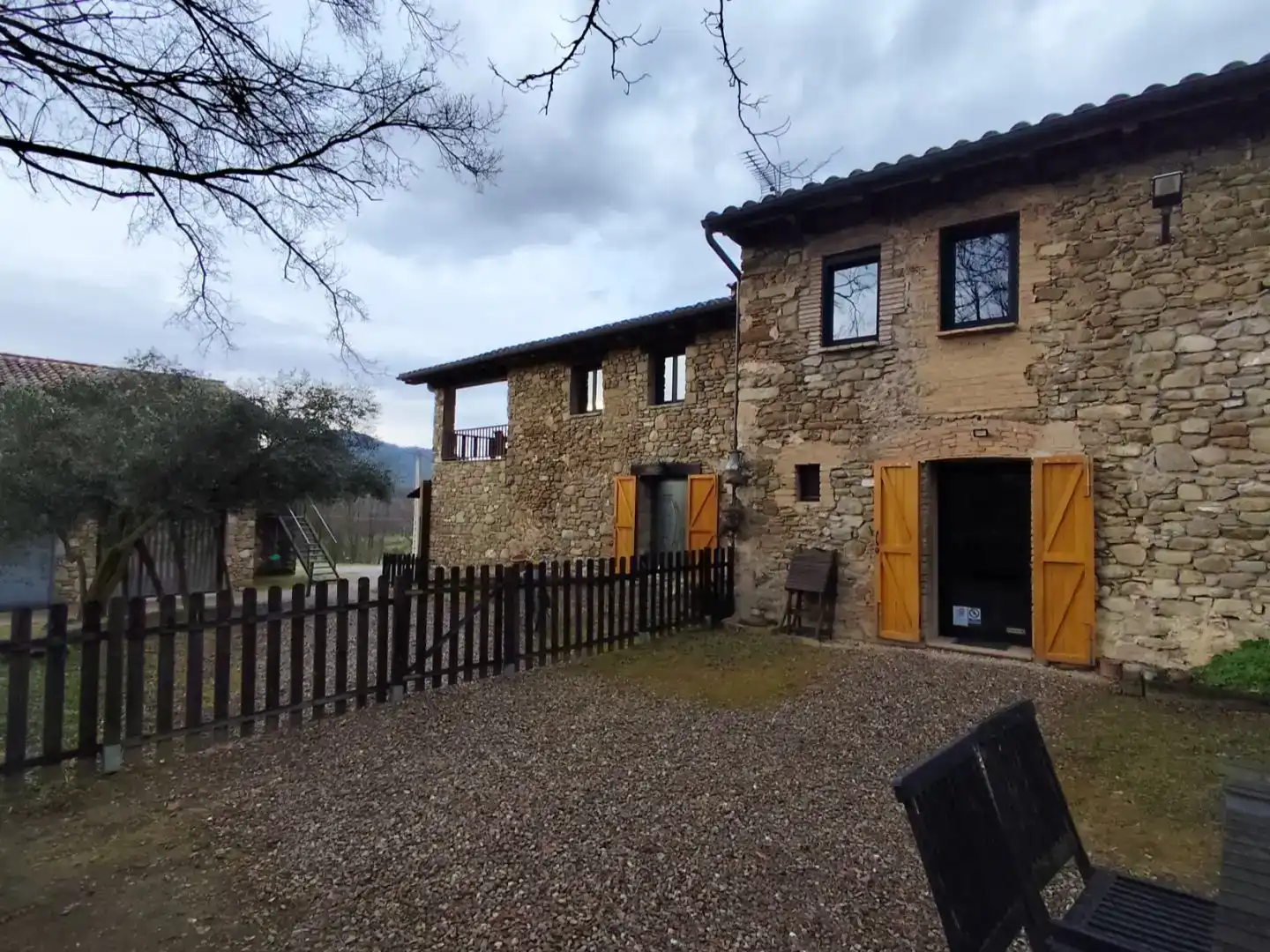 Vista exterior de Finca rústica en venda en Sant Miquel de Campmajor amb Piscina