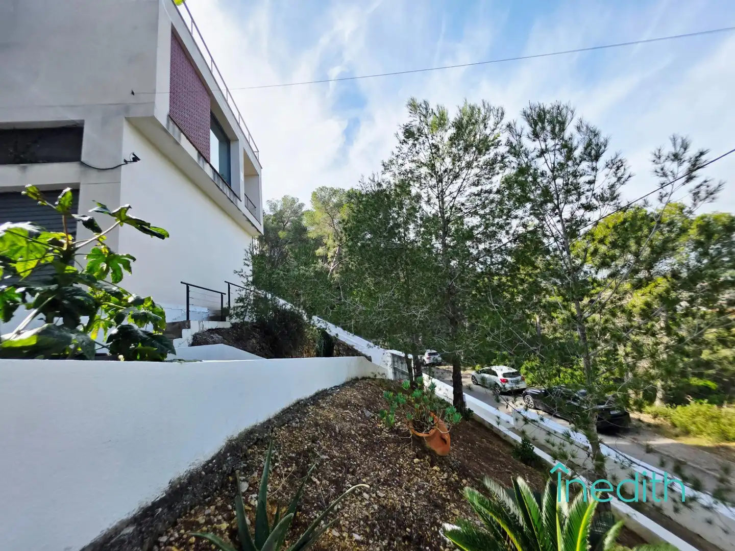 Vista exterior de Casa o xalet en venda en Cubelles amb Calefacció, Jardí privat i Terrassa